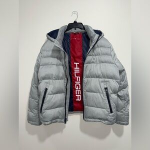 Tommy Hilfiger Men's Light Gray Puffer Jacket - Excellent barely used condition!